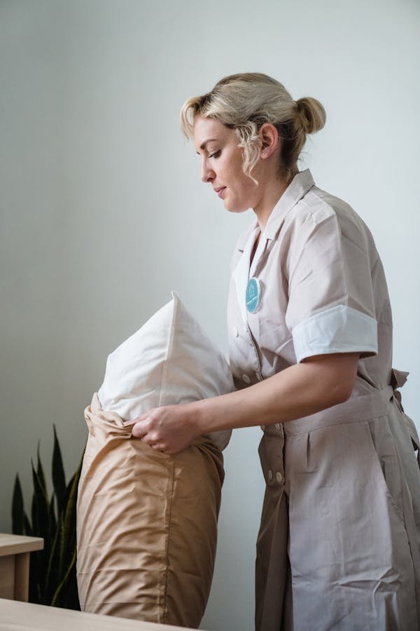 Des housses d'oreiller anti-punaises pour un sommeil serein